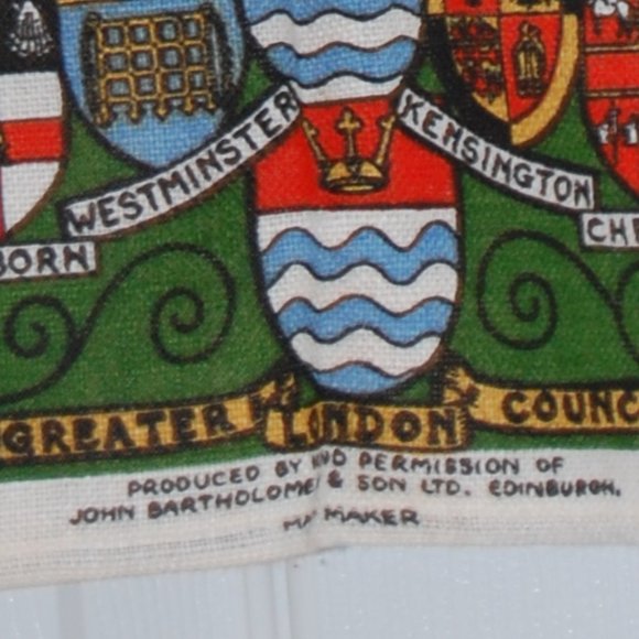 Collectable Irish Linen Towel Historical Map of London 19" 1/2" by 30" - Picture 8 of 15